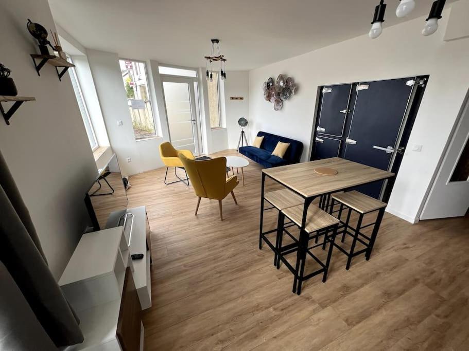 Appartement Avec Belle Vue Ouzouer-Sur-Trezee Екстериор снимка